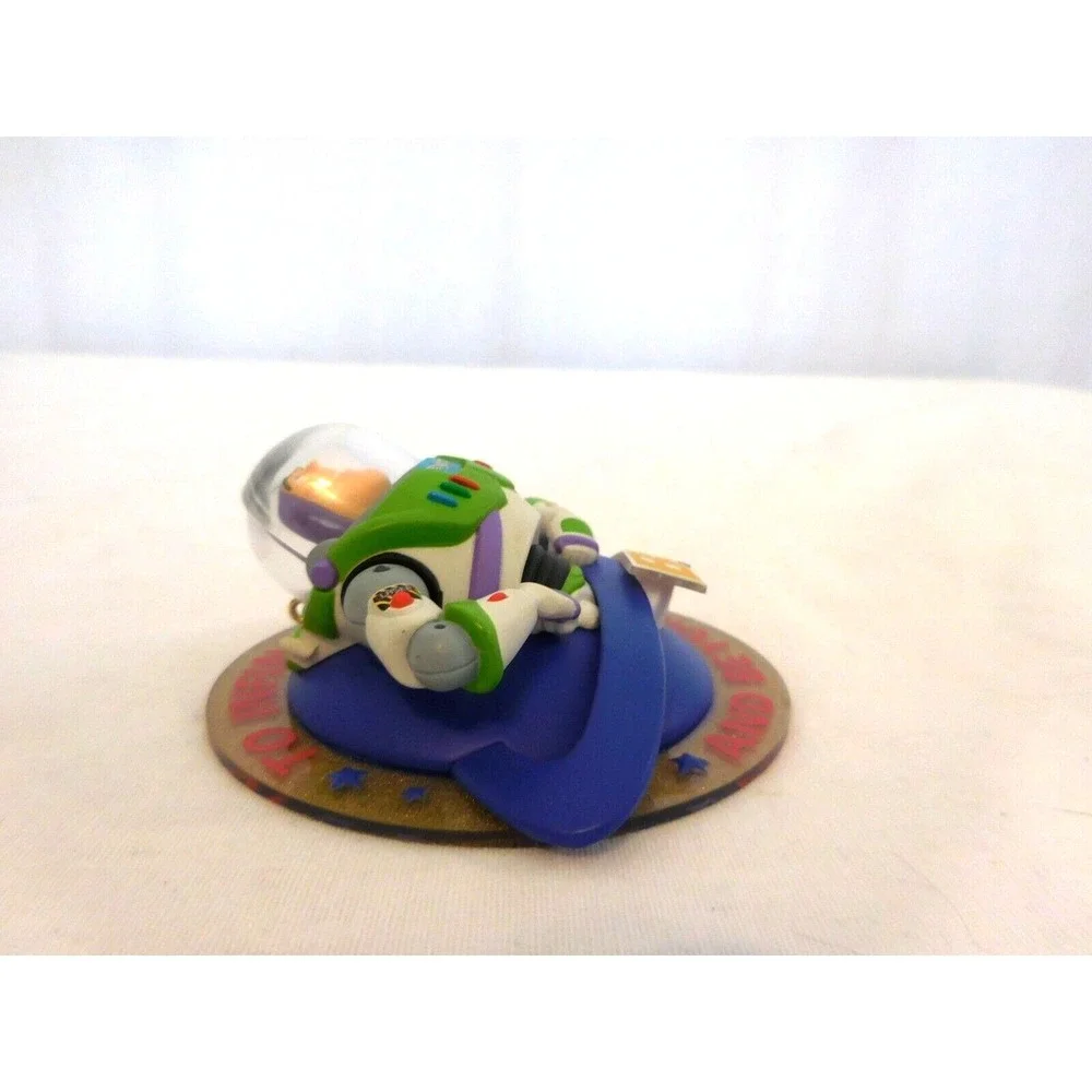 Hallmark 2000 buzz